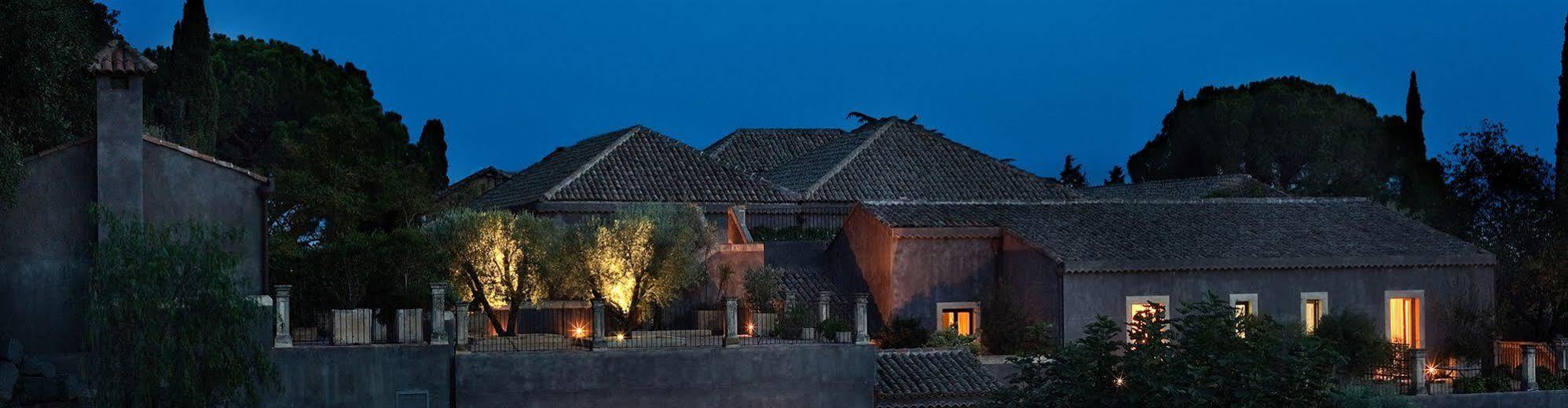 Отель Casa La Carrubbazza Сан-Грегорио-ди-Катания Экстерьер фото